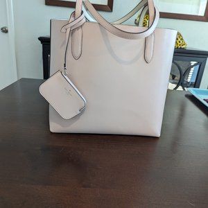 Kate Spade Ava Reversible Tote in Parchment (Pink / Cream White) Never Used